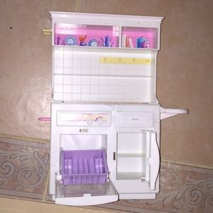 Barbie kitchenette Used